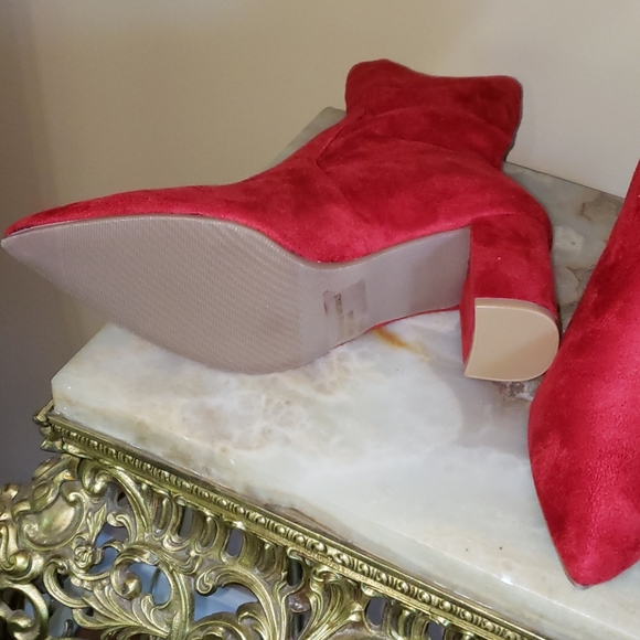 Red Suede 👢 - Picture 3 of 3